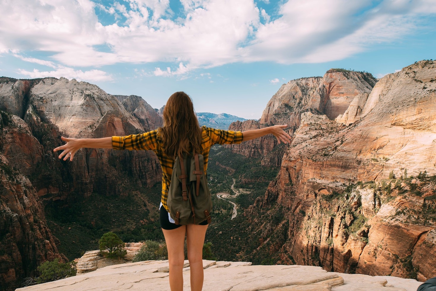 Cinco razones para viajar sola al menos una vez